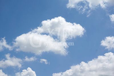 Photoshop将天空P蓝的详细操作步骤截图