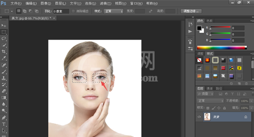 Photoshop将人像眼睛放大的操作步骤截图