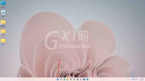 win11白色任务栏如何换成黑色?win11任务栏白色调黑色的方法截图