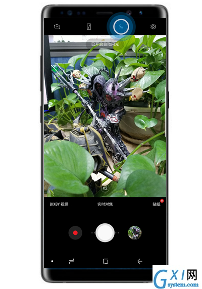 使用三星note8照相时开启闪光灯的具体操作截图