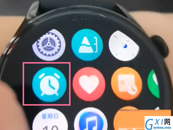 华为watch3Pro怎么设置闹钟?华为watch3Pro设置闹钟的方法