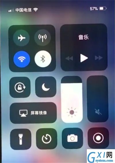 iphonex中打开控制中心的操作方法截图